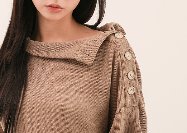 Density_密度前短後長寬袖上衣_卡其 