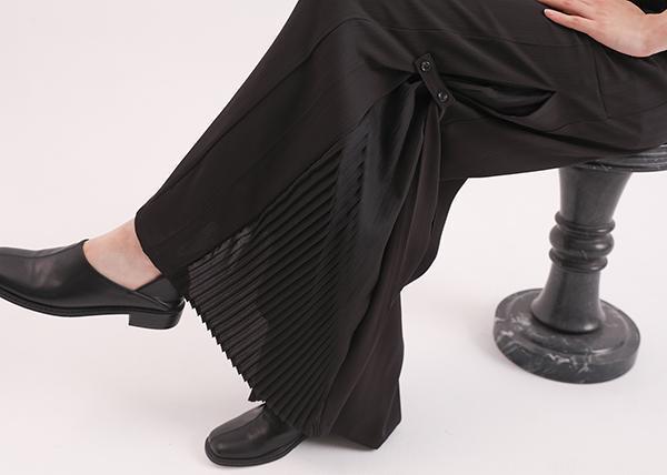 Wuyin_無垠百褶寬褲_黑 