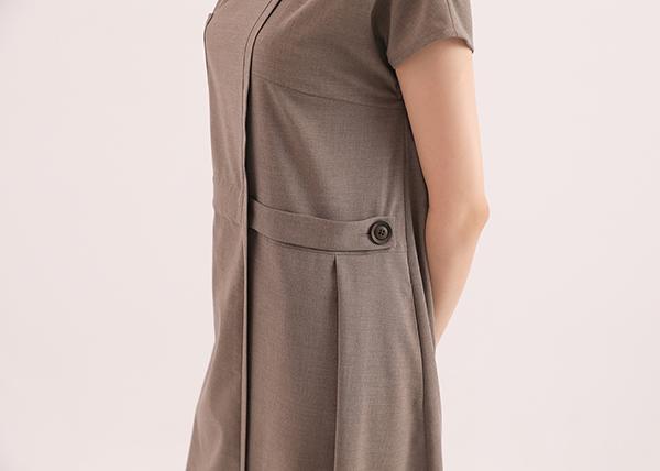 Reunion_重逢大口袋洋裝_棕 
