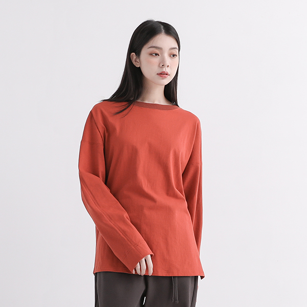 //SUMI x WEARMACAU//Qiyuan_起源素面上衣_磚紅 