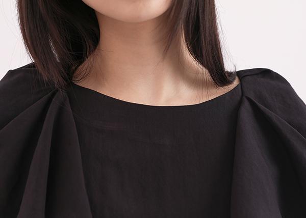 Xinpan_新畔荷葉上衣_黑 