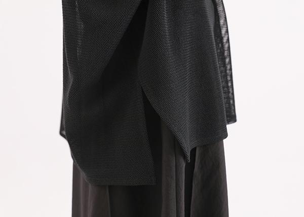 Miro_米羅剪接上衣_黑 