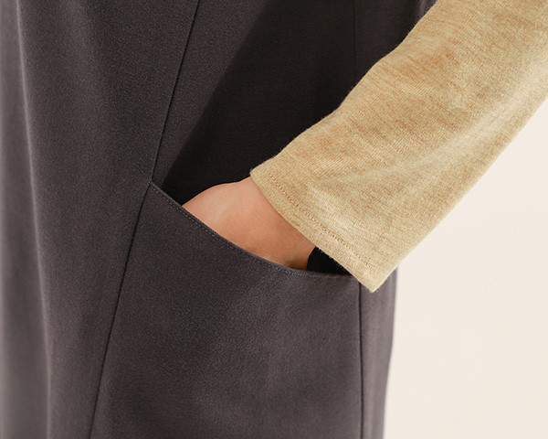 Dayrest_余暇剪接背心洋裝_深藍 