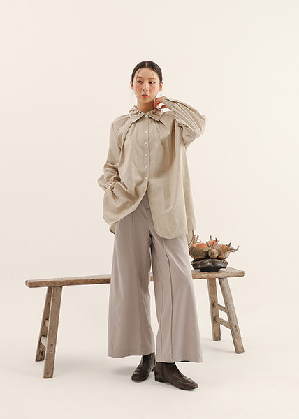 AlmondBlossoms_杏花長版襯衫_卡其條紋 