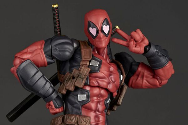 KAIYODO 海洋堂 REVOLTECH 驚奇山口 MARVEL 漫威 死侍 2.5ver. 可動完成品 KAIYODO 海洋堂 REVOLTECH 驚奇山口 MARVEL 漫威 死侍 2.5ver. 可動完成品