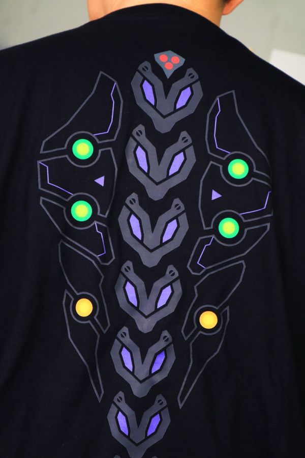 NEXTee 翻轉模玩系列 試作00號 短袖T恤 黑色 NEXTee 翻轉模玩系列 試作00號 短袖T恤 黑色