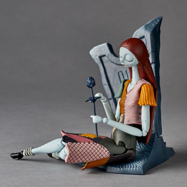 KAIYODO 海洋堂 REVOLTECH 聖誕夜驚魂 莎莉 可動完成品 KAIYODO 海洋堂 REVOLTECH 聖誕夜驚魂 莎莉 可動完成品