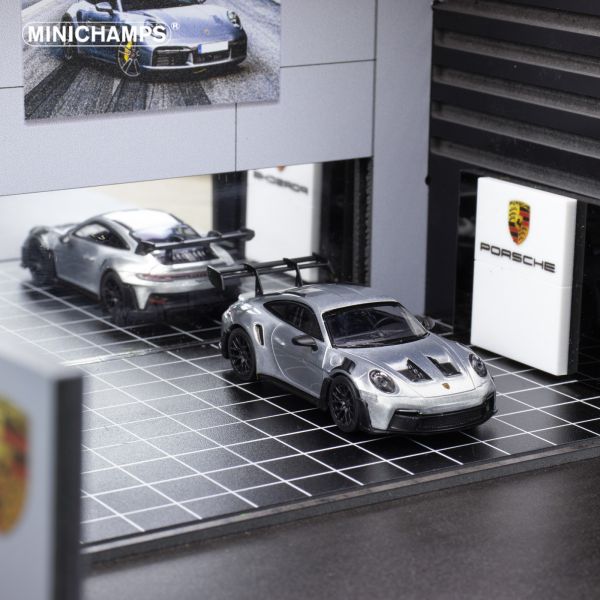 CLDC×MINICHAMPS 聯名限定 書中車雜誌第二期(繁體中文版) 附 MINICHAMPS 1/64 保時捷 Porsche 911 GT3RS 光油清漆色 CLDC×MINICHAMPS 聯名限定 書中車雜誌第二期(繁體中文版) 附 MINICHAMPS 1/64 保時捷 Porsche 911 GT3RS 光油清漆色
