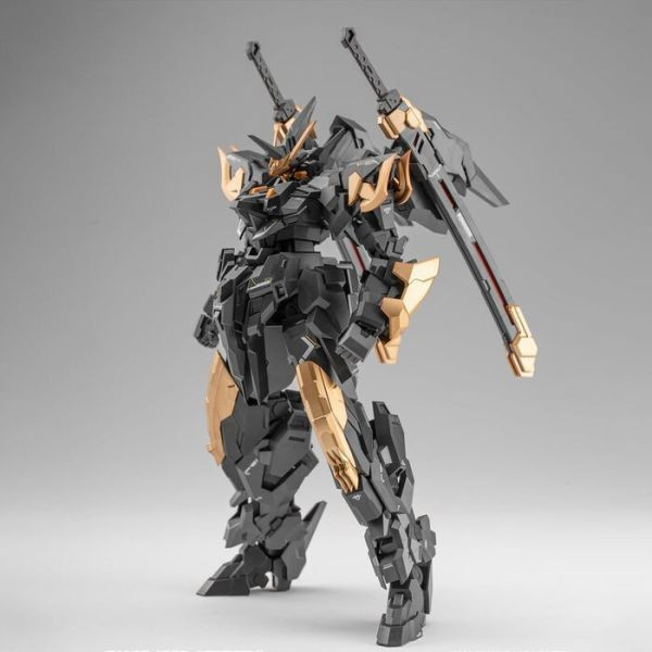 [不挑盒況] 橘貓工業 1/100 近接戰特化型 閃靈3號機 戰鴉 組裝模型 [不挑盒況] 橘貓工業 1/100 閃靈三號機 戰鴉 組裝模型