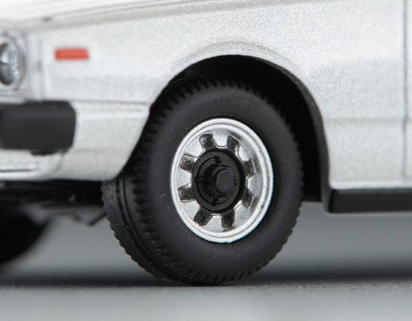 TOMYTEC 1/64 TLV-N222a 日產 Skyline GT-EX (銀) TOMYTEC,1/64,TLV-N222a,日產,Skyline,GT-EX,(銀)