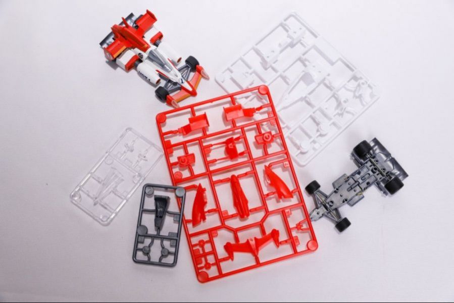MegaHouse 1/43 VARIABLE ACTION KIT 半組裝模型 閃電霹靂車 全三款 各別販售 MegaHouse,VARIABLE ACTION KIT,半組裝模型,閃電霹靂車,超級阿斯拉01,奈特,修馬赫005,伊修薩克
