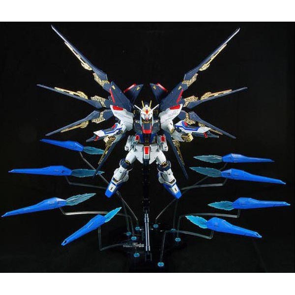 BANDAI 1/100 MG 攻擊自由鋼彈 全爆擊模式 機動戰士 鋼彈SEED DESTINY 組裝模型 BANDAI,1/100,MG,攻擊自由,鋼彈,全爆擊模式,機動戰士 ,鋼彈,SEED,DESTINY,組裝模型,