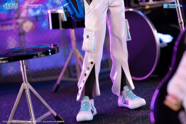 Hobbymax 1/7 鏡音連 潮流街頭ver. PVC完成品 Hobbymax 1/7 鏡音連 潮流街頭ver. PVC完成品