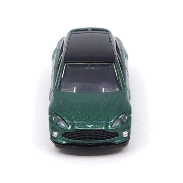 TOMICA No.113 奧斯頓馬丁 DBX TOMICA No.113 奧斯頓馬丁 DBX