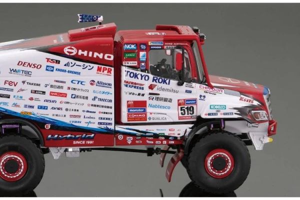 (預購) PLATZ 1/43 SP-196 HINO 600系列 混合動力賽車 2023達卡拉力賽 20260625 PLATZ 1/43 SP-196 HINO 600系列 混合動力賽車 2023達卡拉力賽