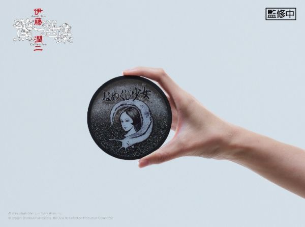 (預購) BecomeTrue 伊藤潤二驚選集 流沙杯墊 蛞蝓少女款 富江畫家款 分別販售 20251106 BecomeTrue 伊藤潤二驚選集 流沙杯墊 蛞蝓少女款 富江畫家款 分別販售