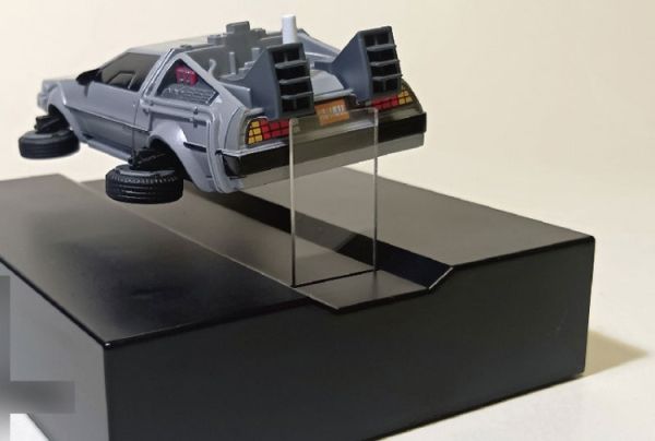 (預購) NoelCorporation 1/43 漂浮模型 回到未來2 時間機器 PVC完成品 20251225 NoelCorporation 1/43 漂浮模型 回到未來2 時間機器 PVC完成品