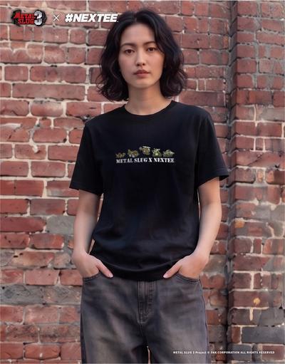 NEXTee 合金彈頭MetalSlug Vehicle 短袖T恤 黑&白 NEXTee 越南大戰MetalSlug Vehicle 短袖T恤 黑&白