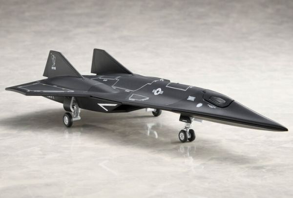 限量單批引進 Bell Fine 1/100 捍衛戰士：獨行俠 暗星 Top Gun : Maverick Darkstar Bell Fine 1/100 捍衛戰士：獨行俠 暗星 Top Gun : Maverick Darkstar