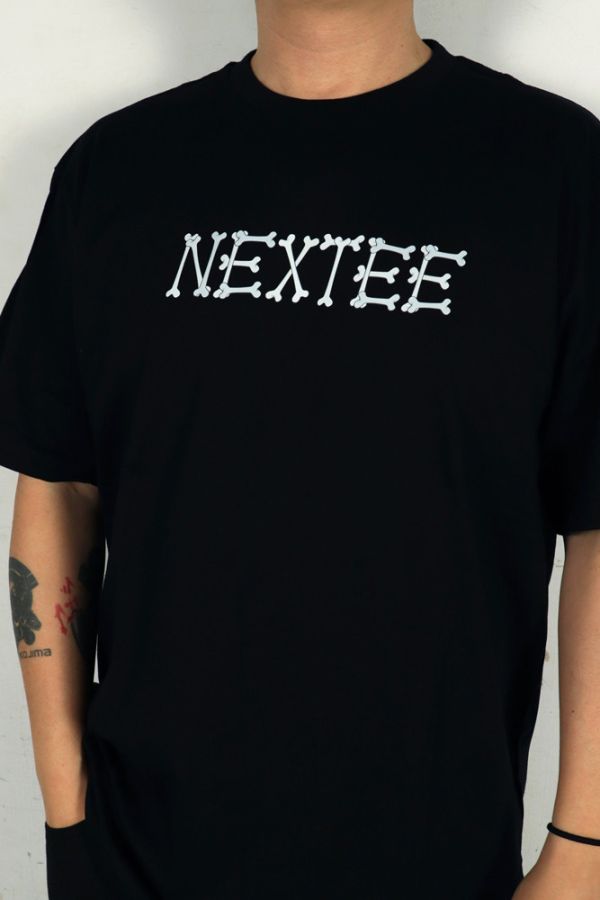 NEXTee NEXT系列 骷顱NEXT 短袖T恤 黑色 NEXTee NEXT系列 骷顱NEXT 短袖T恤 黑色