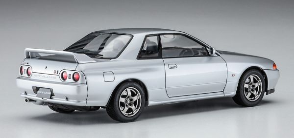 HASEGAWA 長谷川 1/24 日產 Nissan Skyline GT-R BNR32 前期 組裝模型 HASEGAWA 長谷川 1/24 日產 Nissan Skyline GT-R BNR32 前期 組裝模型