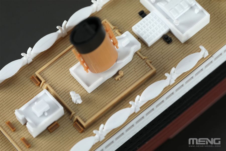 MENG 1/700 鐵達尼號 郵輪 免膠預分色 組裝模型  ,MENG,1/700,鐵達尼號,郵輪,免膠預分色,組裝模型, 