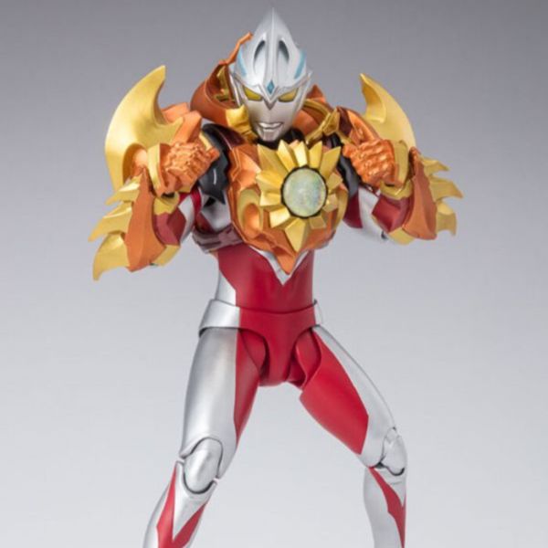 BANDAI S.H.Figuarts S.H.F 超人力霸王 雅克-烈日裝甲 可動完成品 BANDAI S.H.Figuarts S.H.F 超人力霸王 雅克-烈日裝甲 可動完成品