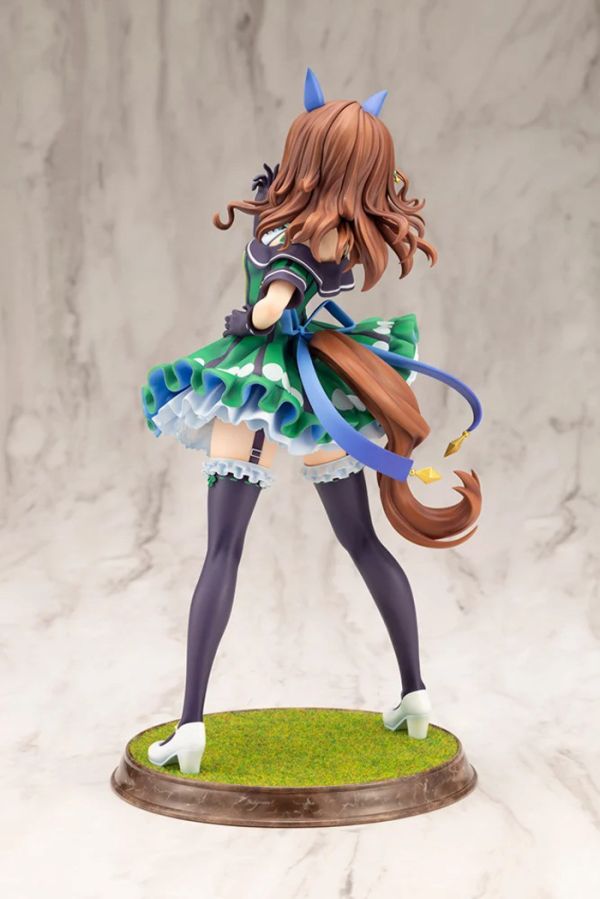 Kotobukiya 壽屋 1/7 賽馬娘 Pretty Derby 帝王光輝 決勝服 PVC完成品 Kotobukiya 壽屋 1/7 賽馬娘 Pretty Derby 帝王光輝 決勝服 PVC完成品
