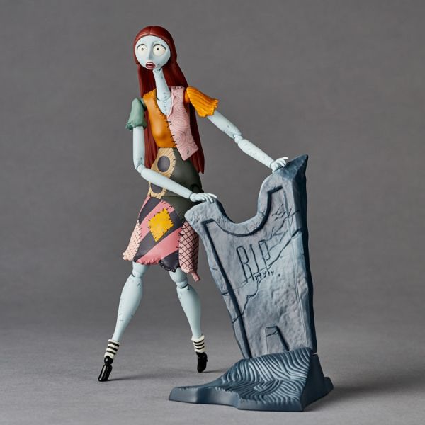 KAIYODO 海洋堂 REVOLTECH 聖誕夜驚魂 莎莉 可動完成品 KAIYODO 海洋堂 REVOLTECH 聖誕夜驚魂 莎莉 可動完成品