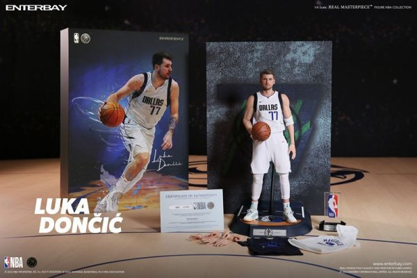 絕版斷貨中 ENTERBAY 1/6 NBA系列 達拉斯獨行俠隊 Luka Doncic 盧卡唐西奇 RM-1092 可動完成品 ENTERBAY 1/6 NBA系列 達拉斯獨行俠隊 Luka Doncic 盧卡唐西奇 RM-1092 可動完成品