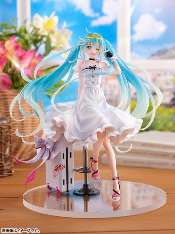 Wonderful Works 1/7 初音未來GT計畫 賽車未來 2021 Vacation Style Ver. PVC完成品 Wonderful Works 1/7 初音未來GT計畫 賽車未來 2021 Vacation Style Ver. PVC完成品