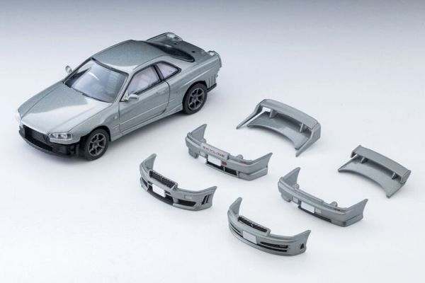 TOMYTEC 1/64 TLV-N353a 日產 2000 NISSAN SKYLINE 25GT-T with optional Silver TOMYTEC 1/64 TLV-N353a 日產 2000 NISSAN SKYLINE 25GT-T with optional Silver