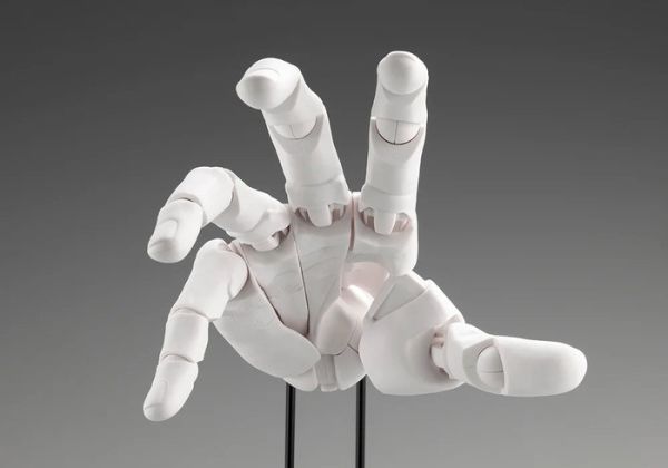 Kotobukiya 壽屋 加加美高浩×壽屋 Artist Support Item 終極手部模型 男手 白色 右手 Kotobukiya 壽屋 加加美高浩×壽屋 Artist Support Item 終極手部模型 男手 白色 右手