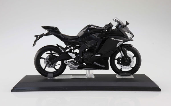 [再販] AOSHIMA 青島 1/12 川崎 Kawasaki 機車 Ninja ZX-25R 金屬閃光黑 塗裝完成品 [再販] AOSHIMA 青島 1/12 川崎 Kawasaki 機車 Ninja ZX-25R 金屬閃光黑 塗裝完成品