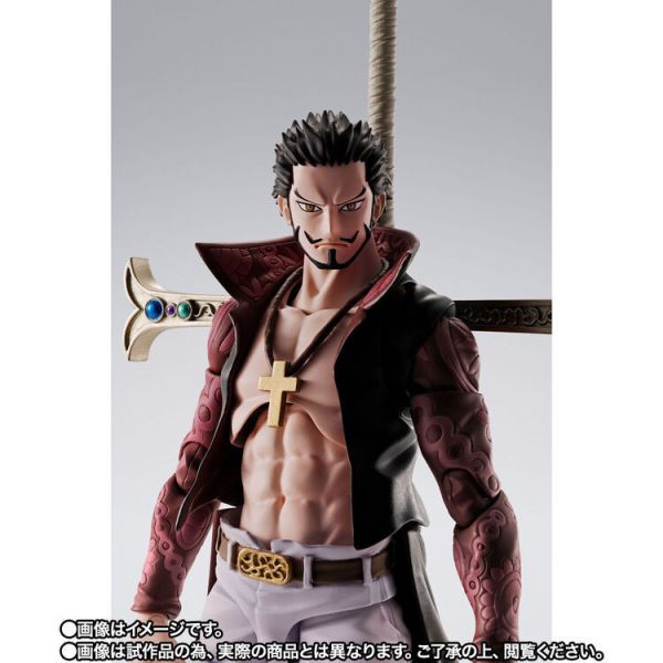 (預購) BANDAI S.H.Figuarts SHF 航海王 喬拉可爾·密佛格-鷹眼- 可動完成品 (預購) BANDAI S.H.Figuarts SHF 航海王 喬拉可爾·密佛格-鷹眼- 可動完成品