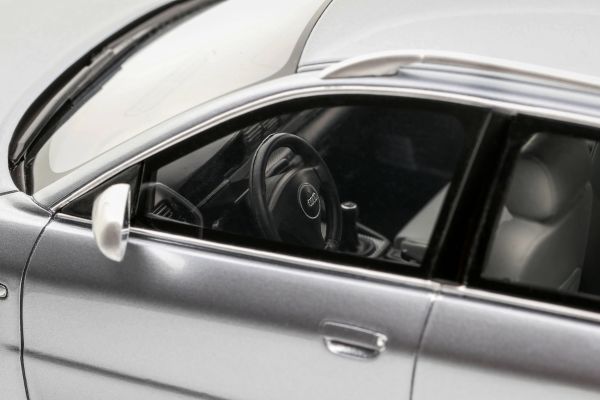 (預購) OTTO 1/18 奧迪 AUDI RS 4 (B5) AVANT "STANCED" AVUS SILVER 2025 20261027 OTTO 1/18 奧迪 AUDI RS 4 (B5) AVANT "STANCED" AVUS SILVER 2025