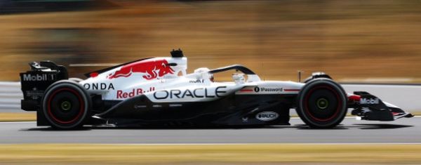 SPARK 1/64 紅牛車隊 Red Bull Racing RB21 No.1 Oracle Red Bull Racing Winner Japanese GP 2025 Max Verstappen SPARK 1/64 紅牛車隊 Red Bull Racing RB21 No.1 Oracle Red Bull Racing Winner Japanese GP 2025 Max Verstappen