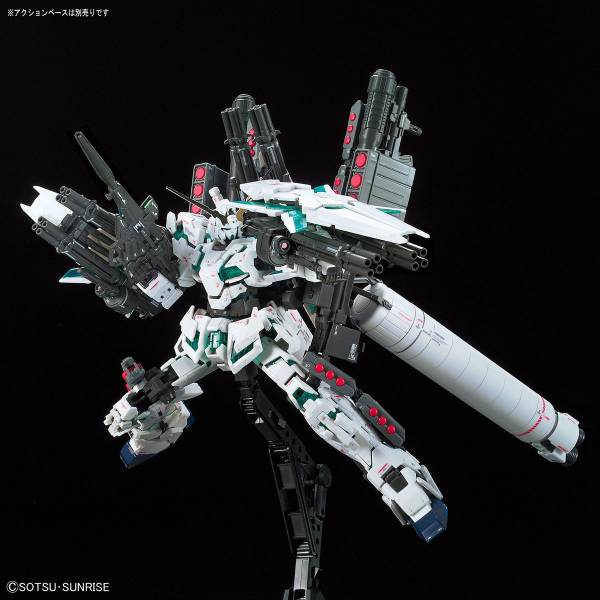 BANDAI 1/144 RG 030 全裝備獨角獸鋼彈 機動戰士 鋼彈UC 組裝模型 BANDAI,1/144,RG,030,全裝備,獨角獸鋼彈,機動戰士,鋼彈,UC,組裝模型,