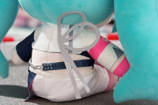 (預購) Good Smile Moment 初音未來 賽車Ver. 2025 HUGGY DOLL 20251130 Good Smile Moment 初音未來 賽車Ver. 2025 HUGGY DOLL