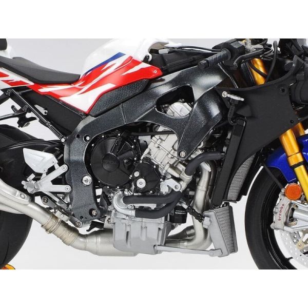 TAMIYA 田宮模型 14141 1/12 本田 CBR1000RR-R Fireblade SP 30 週年紀念 機車模型 TAMIYA 田宮模型 14141 1/12 本田 CBR1000RR-R Fireblade SP 30 週年紀念 機車模型