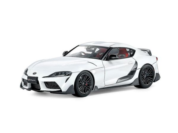 田宮模型 24371 1/24 Toyota GR Supra Custom 牛魔王 白色 田宮模型 24371 1/24 Toyota GR Supra Custom 牛魔王 白色
