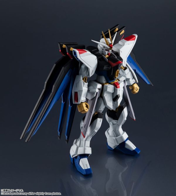BANDAI GUNDAM UNIVERSE 機動戰士鋼彈 SEED DESTINY ZGMF-X20A  攻擊自由鋼彈 BANDAI GUNDAM UNIVERSE 機動戰士鋼彈 SEED DESTINY ZGMF-X20A  攻擊自由鋼彈