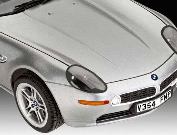 Revell 1/24 寶馬 BMW Z8 007縱橫天下 組裝模型 Revell 1/24 寶馬 BMW Z8 007縱橫天下 組裝模型