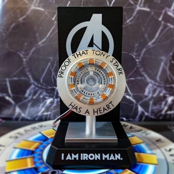 漫威 MARVEL 鋼鐵人 小辣椒紀念品禮物 第一代方舟反應爐 小夜燈無線充電座  漫威,MARVEL,鋼鐵人,小辣椒,紀念品,方舟反應爐,夜燈,無線充電座 