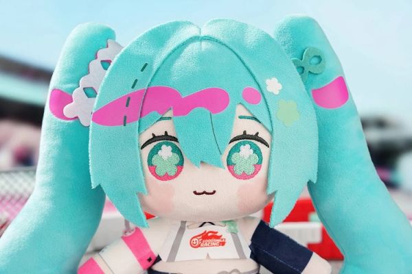 (預購) Good Smile Moment 初音未來 賽車Ver. 2025 HUGGY DOLL 20251130 Good Smile Moment 初音未來 賽車Ver. 2025 HUGGY DOLL
