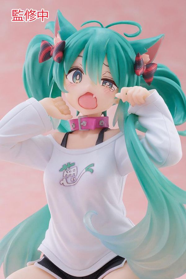 TAITO 景品 Desktop Cute 初音未來 貓耳T恤 TAITO 景品 Desktop Cute 初音未來 貓耳T恤