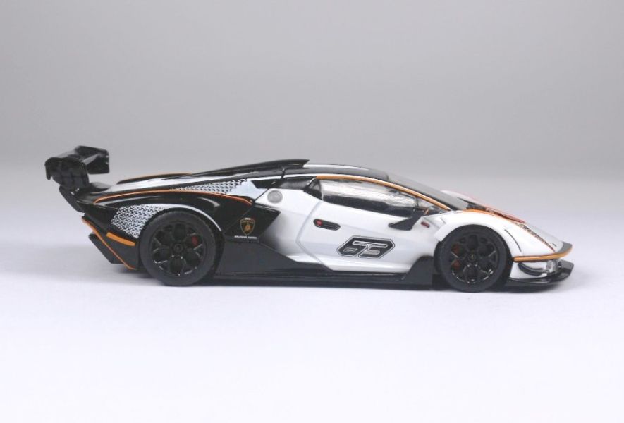 HH 1/64 超跑系列 HS004-02 藍寶堅尼 LAMBORGHINI Essenza SCV12 ( BIANCO SIDERALE ) HH 1/64 超跑系列 HS004-02 藍寶堅尼 LAMBORGHINI Essenza SCV12 ( BIANCO SIDERALE )