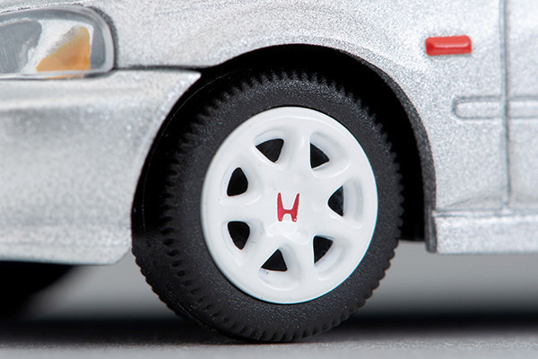 TOMYTEC 1/64 LV-N165d 本田 喜美 Honda Civic Type R 銀色 1999 TOMYTEC 1/64 LV-N165d 本田 喜美 Honda Civic Type R 銀色 1999