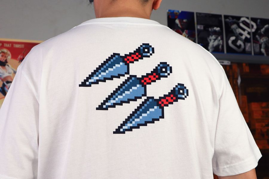 NEXTee PIXEL ADVENTURE 忍者苦無 短袖T恤 白色＆黑色 NEXTee PIXEL ADVENTURE 忍者苦無 短袖T恤 白色＆黑色