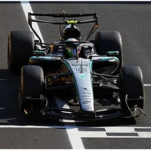 (預購) SPARK 1/43 賓士 Mercedes-AMG Petronas Formula 1 Team W17 No.12 Winner Italian GP 2026 S9329 20261019 SPARK 1/43 賓士 Mercedes-AMG Petronas Formula 1 Team W17 No.12 Winner Italian GP 2026 S9329